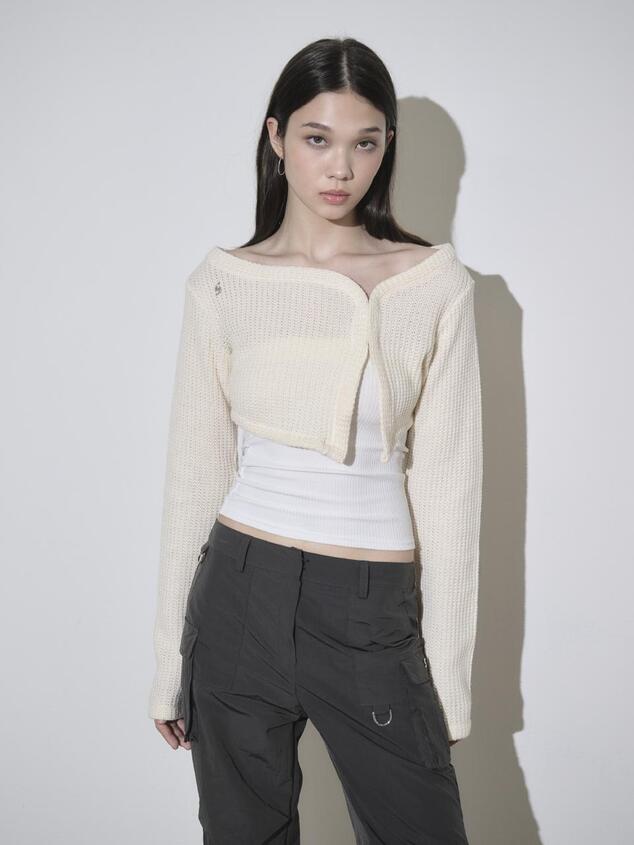 SIDE BUTTON  CROP CARDIGAN [IVORY]